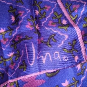Vintage Vera Scarf